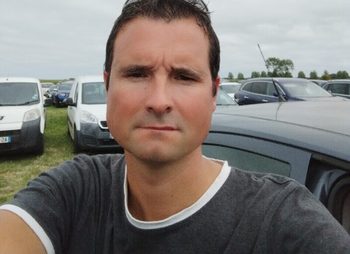 recherche une femme