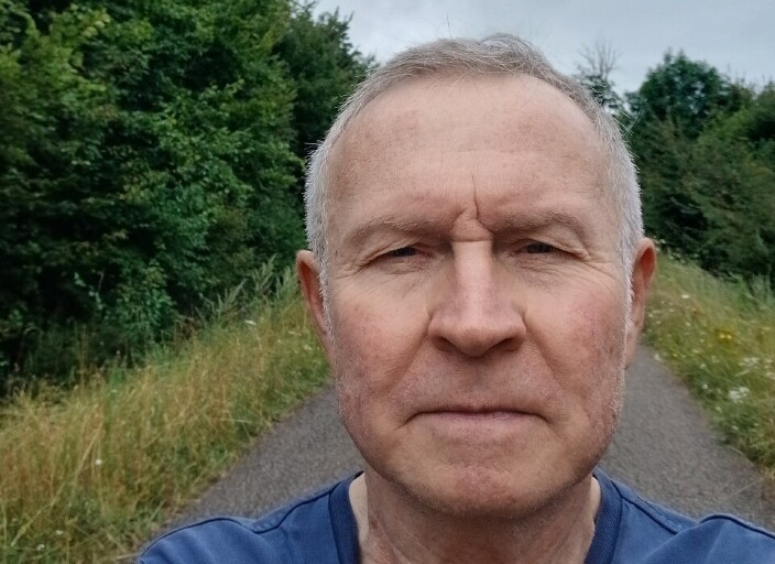 Homme mûr disponible pour rencontre sympa dans l'.