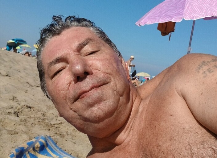 recherche femme gentille pour passer moment câlins