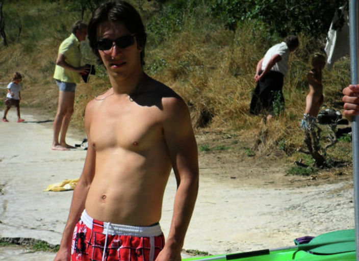Jeune homme cherche femme pour rencontre coquine L.