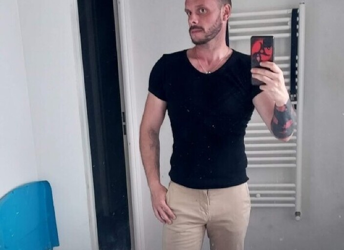 hey tout le monde