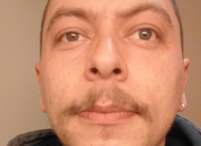 je recherche des transexuelle ou travestie actif o.