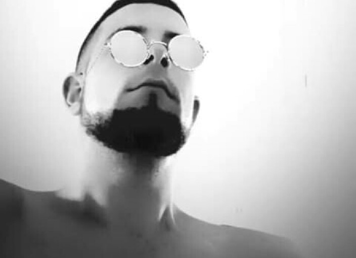 Cherche rien de sérieux, juste de l'amusement ☺️