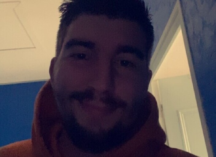 Bonjour, je suis nouveau, surprenez moi