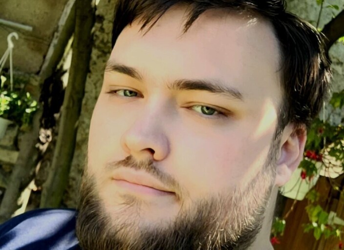 Jeune homme pour rencontre