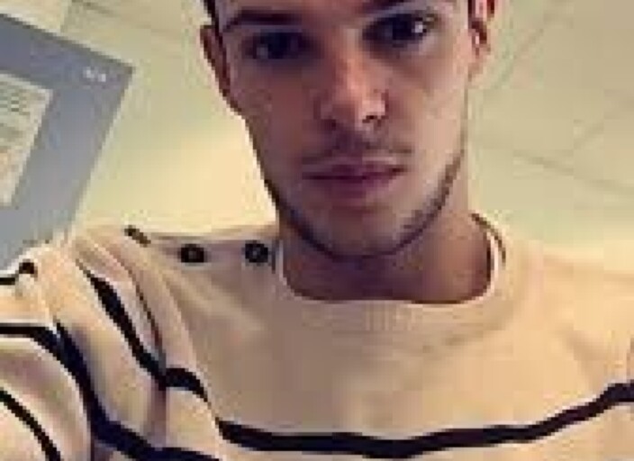 cherche femme pour un coup d'un soir ou plus