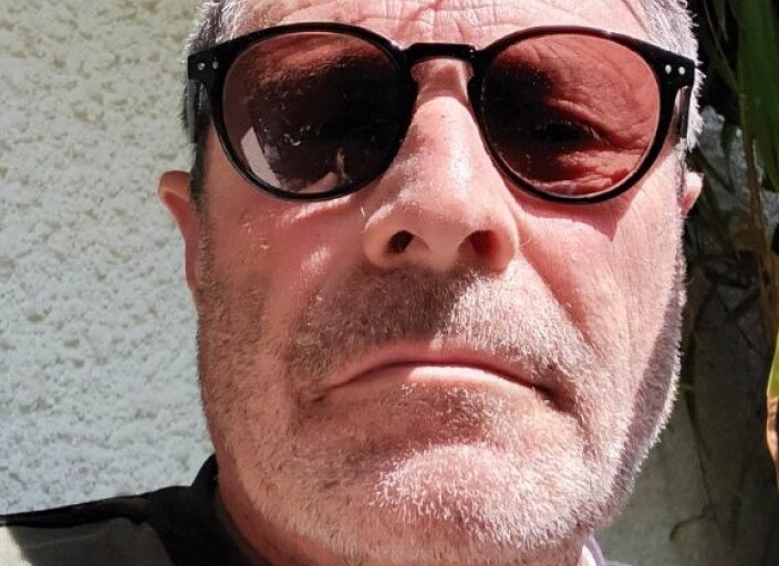 Homme hétéro 60 ans