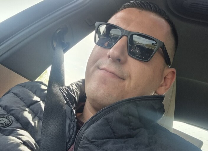 cherche rencontres sans prise de tête 😉 à voi.