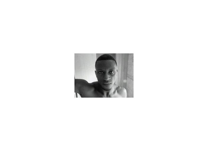 Jeune homme trés sportif cherche femme