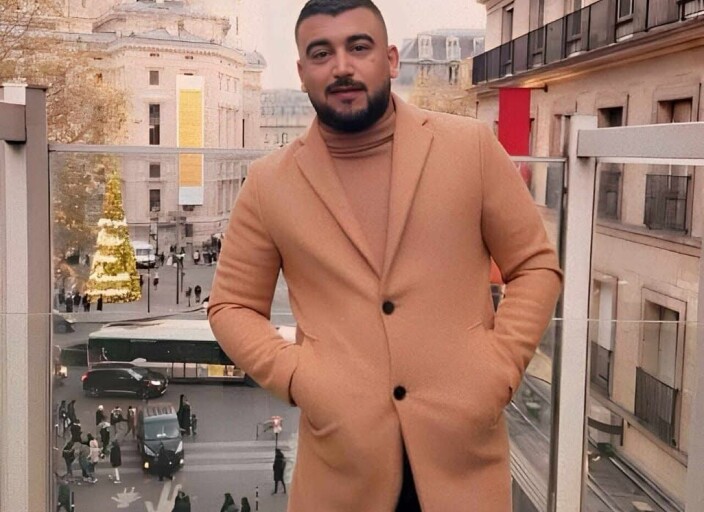 Salut, je cherche une femme pour passer un bon mom.