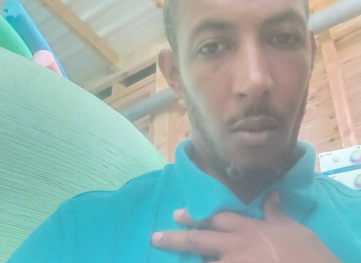 Recherche une femme simple pour moi