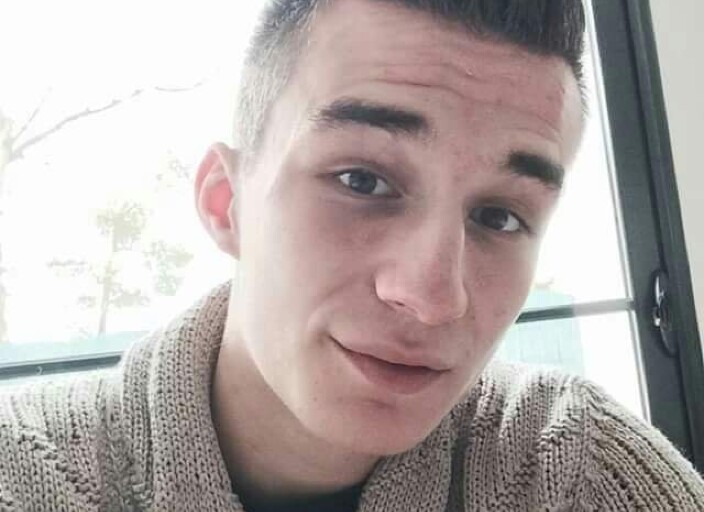 Jeune homme cherche à donner du plaisir