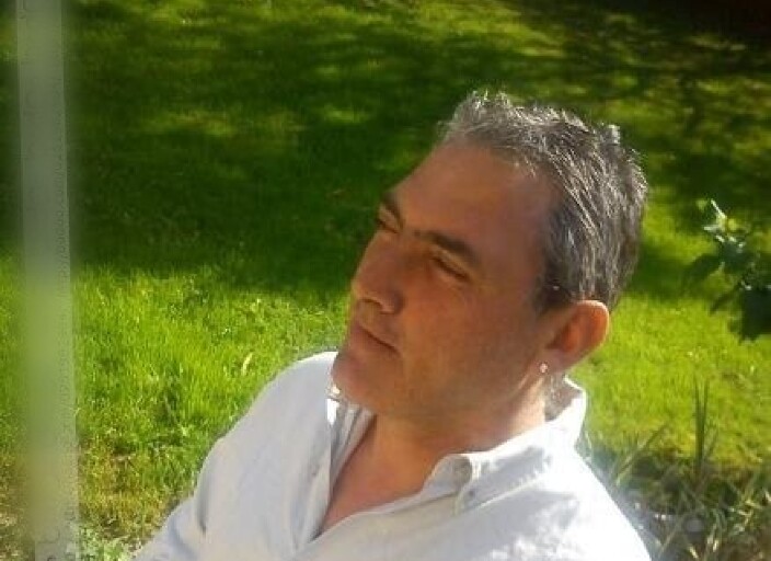 Homme  recherche relation