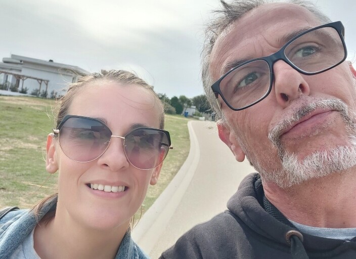 couple cherche femme pour relation durable