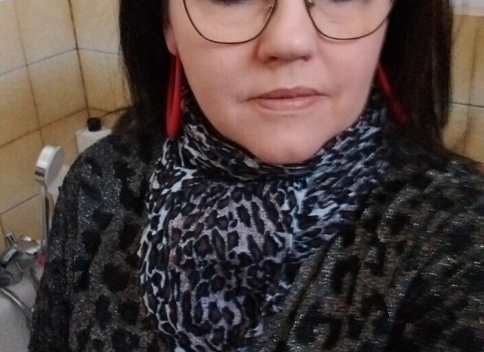 Cherche une femme pour partager des expériences