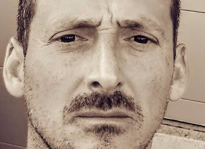 Homme heteros recherche trans ou femme heteros pou.