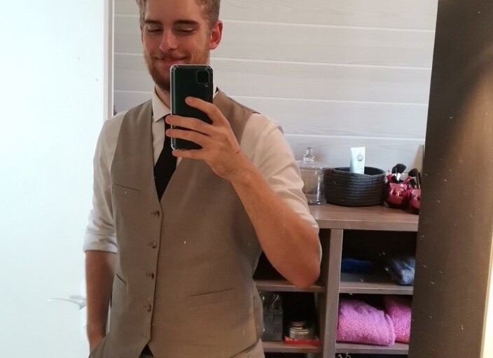 Jeune homme de 21 ans