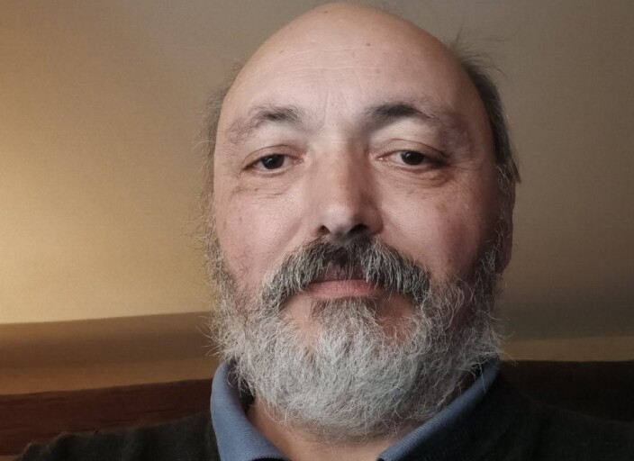 je ne recherche rien de special seulement des rens.