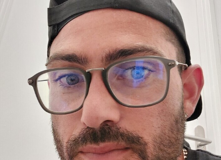 cherche à m'éclater