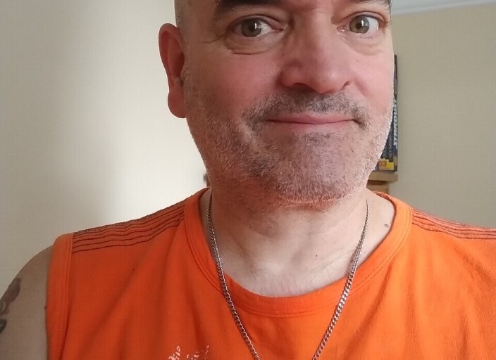 salut je m'ennuie