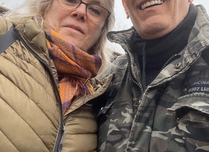Cple cherche femme bi