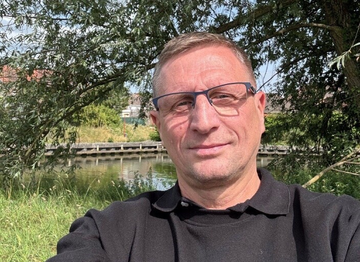 Hello je cherche mec, transgenre et femmboys
