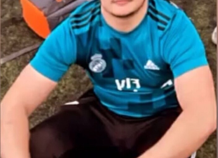 Salut, j'ai 22 ans, je suis nouveau. On verra bien.