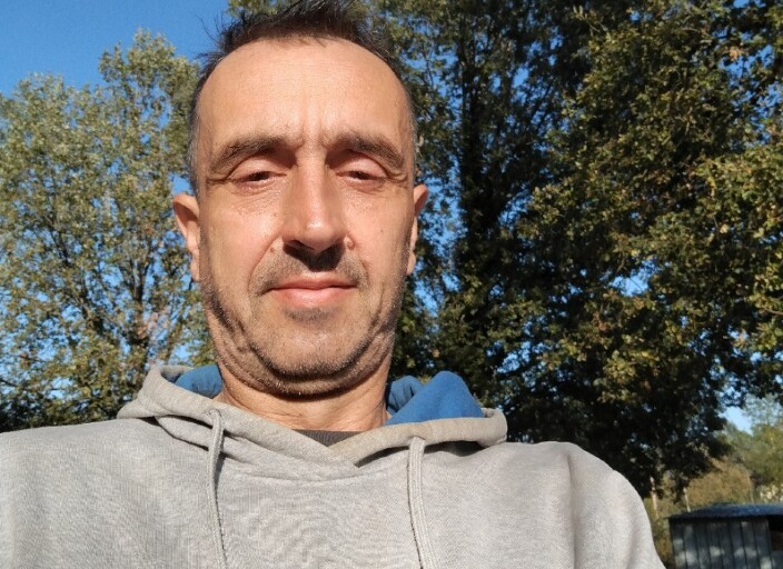 Cherche femme ou trans féminine
