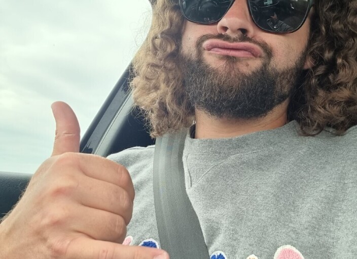 célibataire qui ne se prend pas la tête ✌️✌️