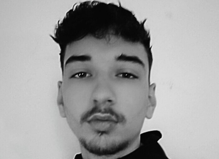 Je recherche des rencontres ou une relation série.