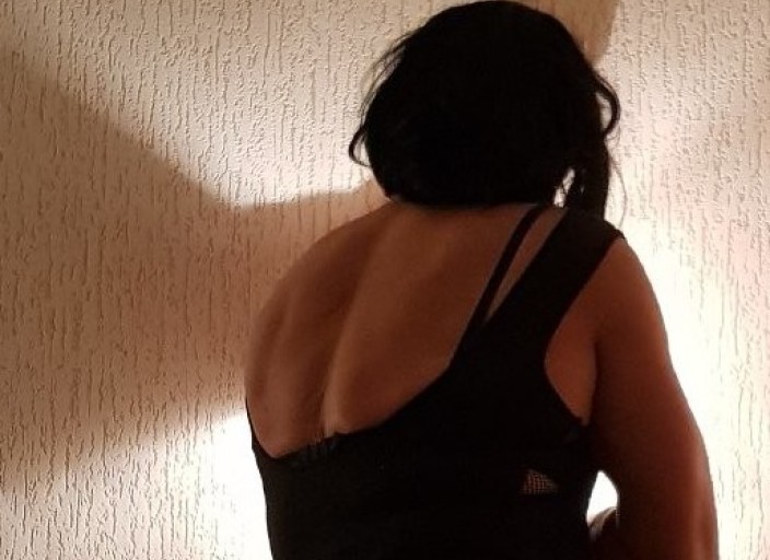 Trav switch cherche consoeur, homme bi, couples