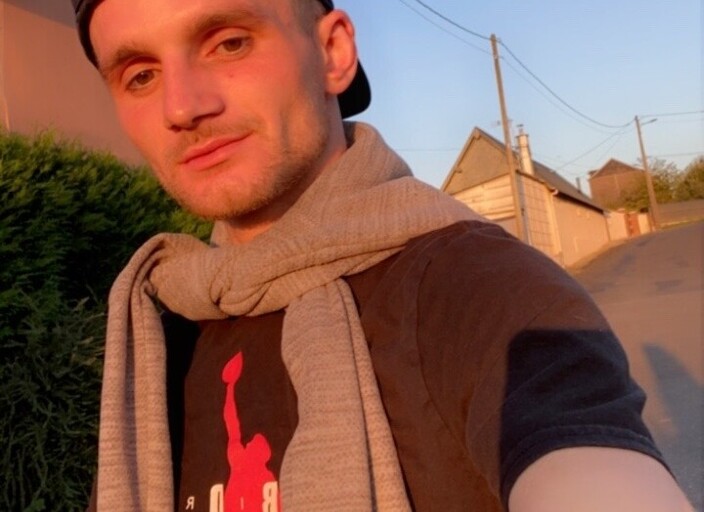Jeune ouvert d'esprit