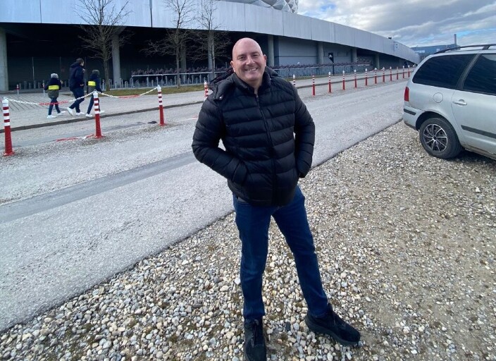 Cherche un couple ou une femme!
