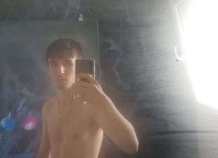 je suis un homme de 19 ans