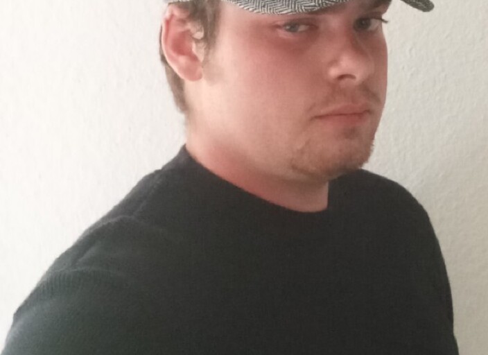 Bonjour, j'ai 21 ans et je suis de Reims