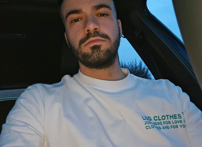 Cherche relation sans lendemain que fille au feeli.