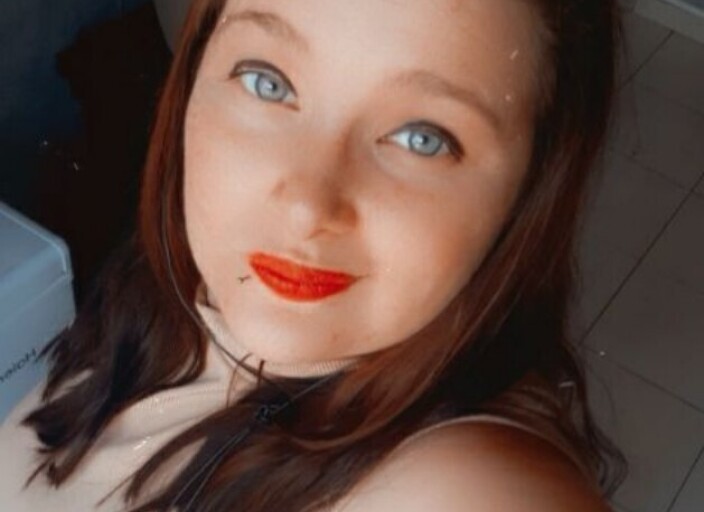 recherche une femme pour ce soir pour notre couple.