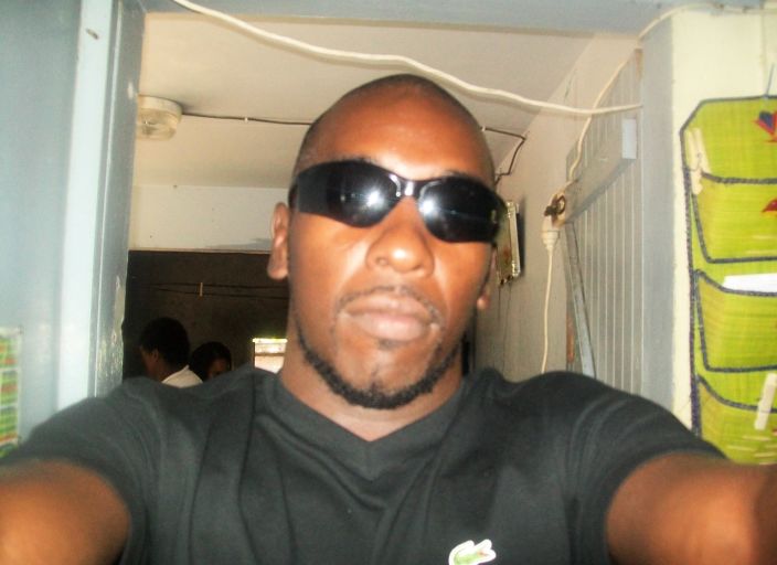homme célibataire cherche femme libre pour relati.