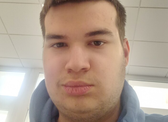 cherche rencontre amicales et/ou intimes