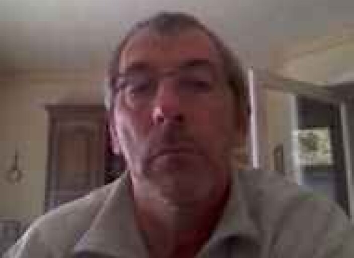 cherche trans ou travestis  recherche aussi couple
