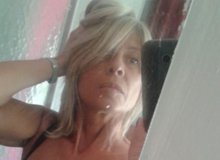 Recherche femme pour trio