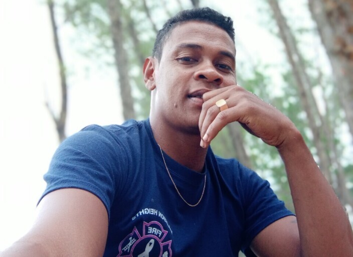 Je me nomme landryas wr je cherche une belle fille