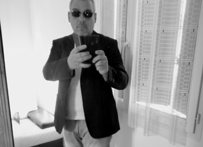 Homme passionné par les courbes cherche complice .