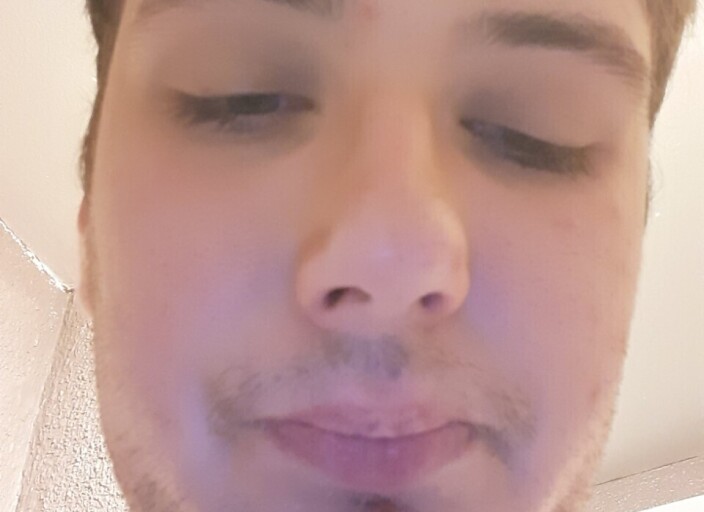 Cherche une fille qui et sincère et fidèle