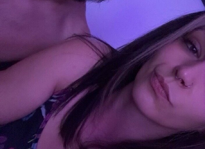Cherche femme pour trio