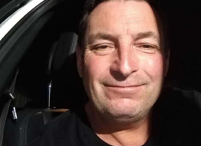 Homme cherche bons moments et discrets