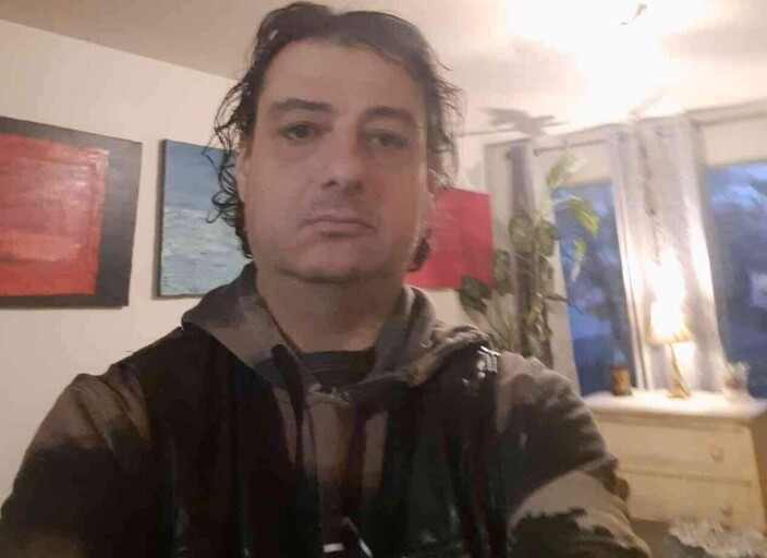 je te veut beautiful  vien jaser je suis un gars  .